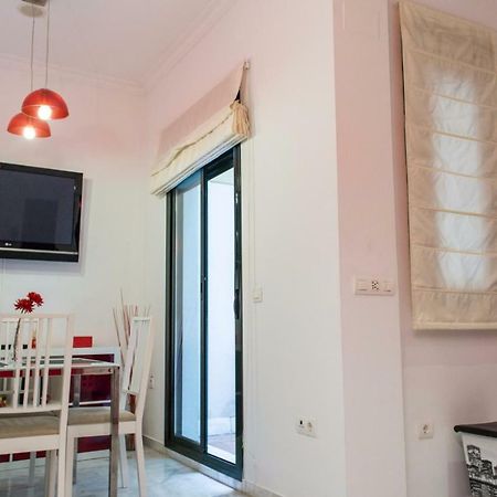 Apartamentos Rg Triana, Calle Castilla Con Patio Sevilla Buitenkant foto